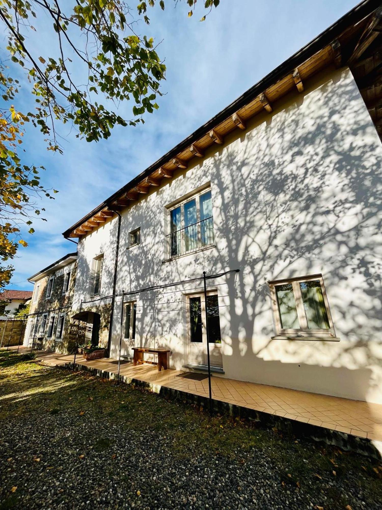 B&B Al Giardino Dei Mandorli Prasco Eksteriør billede
