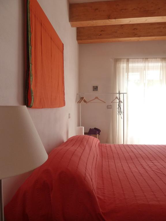 B&B Al Giardino Dei Mandorli Prasco Værelse billede